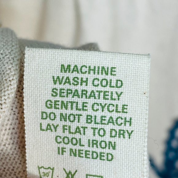 Chelsea & Violet Beige Floral Embroidered Shirt Size Medium - Picture 7 of 9